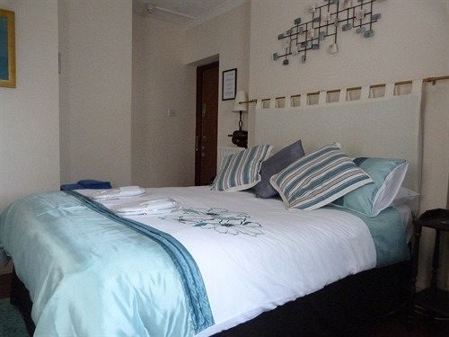 Отель Oaklands House - Adults Only Brading Экстерьер фото